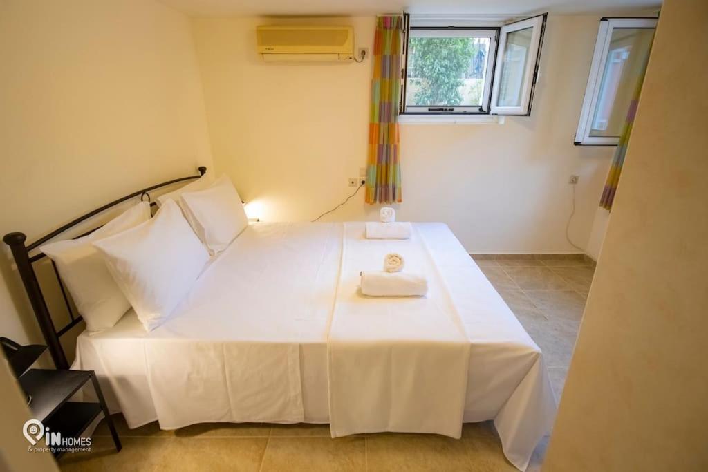 Odysseus Cozy Home Néa Mákri Екстериор снимка
